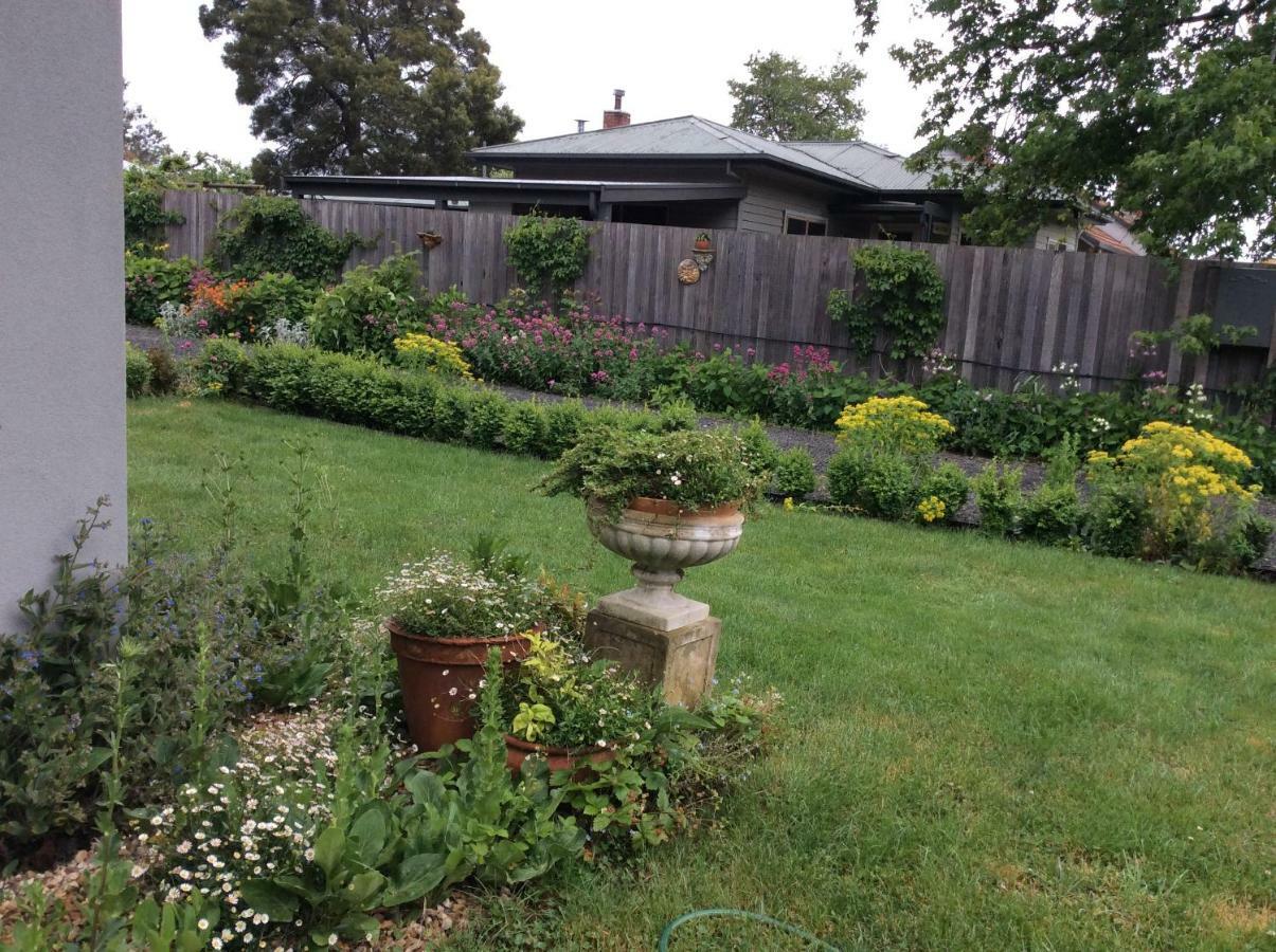 Bed and Breakfast Hollyoak Trentham Exterior foto